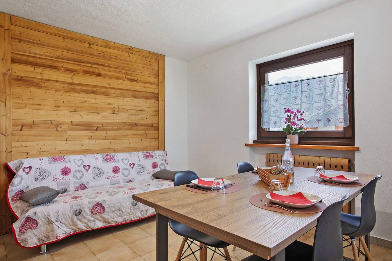 Casa Vacanza per 5 Persone in Introd, Massiccio del Ruitor