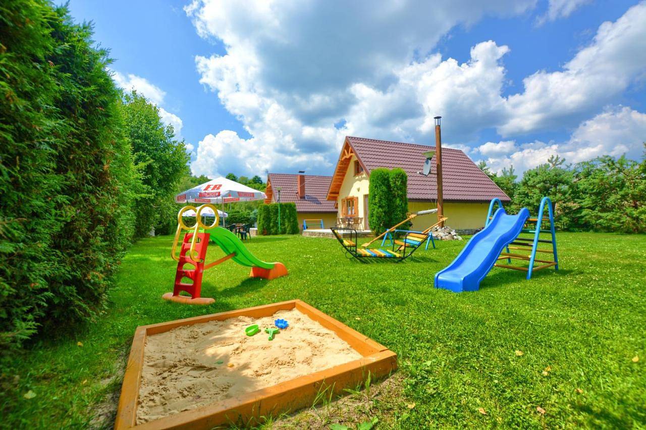 Domki nad Stebnikiem in Karpaty (Polska)