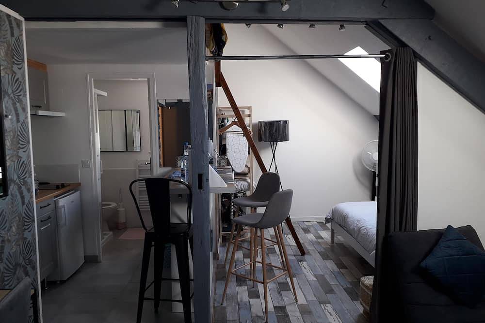 Appartement entier, Le Mini Loft *** La Suite, Montargis. in Montargis, Région de Montargis