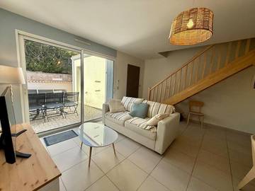 Gîte pour 6 personnes, avec terrasse dans Stade Marcel Deflandre