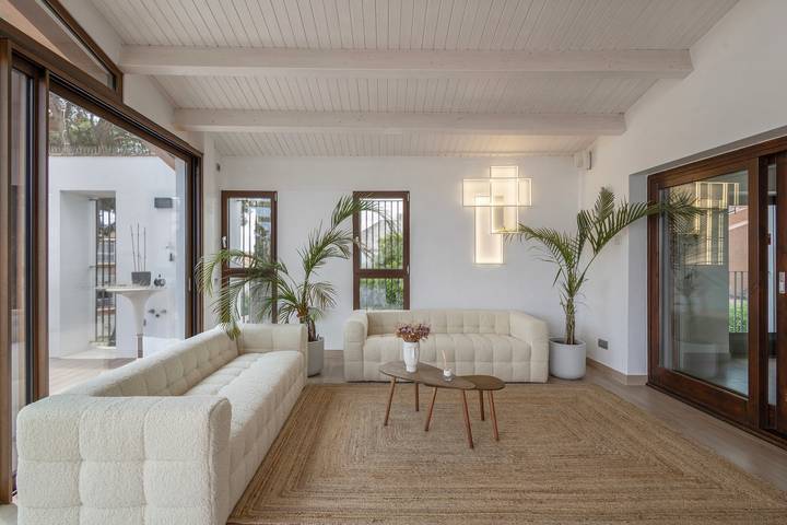 Luxuriöse Villa nahe Sitges – Historische Masía mit Meerblick und Garten in Sant Pere de Ribes, Garraf