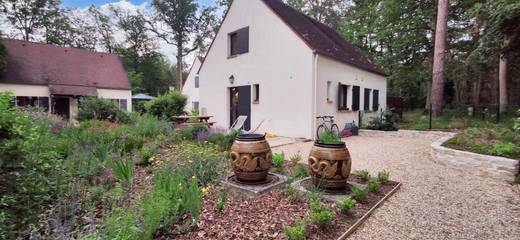 Gîte pour 3 personnes à Arbonne-la-Forêt