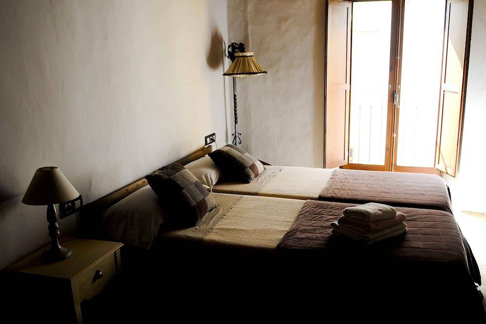 Rural House Can Llonga Riudarenes (Girona) Ideal For Families And Group in Riudarenes, Girona Province