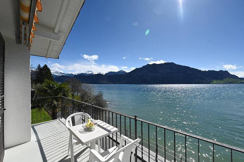 Entire apartment, House Stirnemann/ Apartment H-3 in Weggis, Lake Lucerne