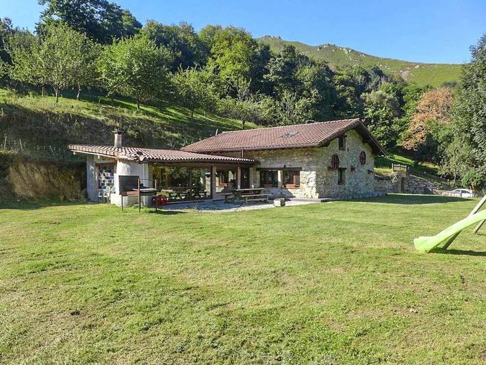 Casa rural para 5 personas, con jardín en Cabrales - 3