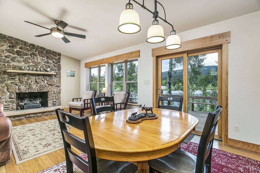 Das Snowline Lakehouse in Arapaho and Roosevelt National Forests