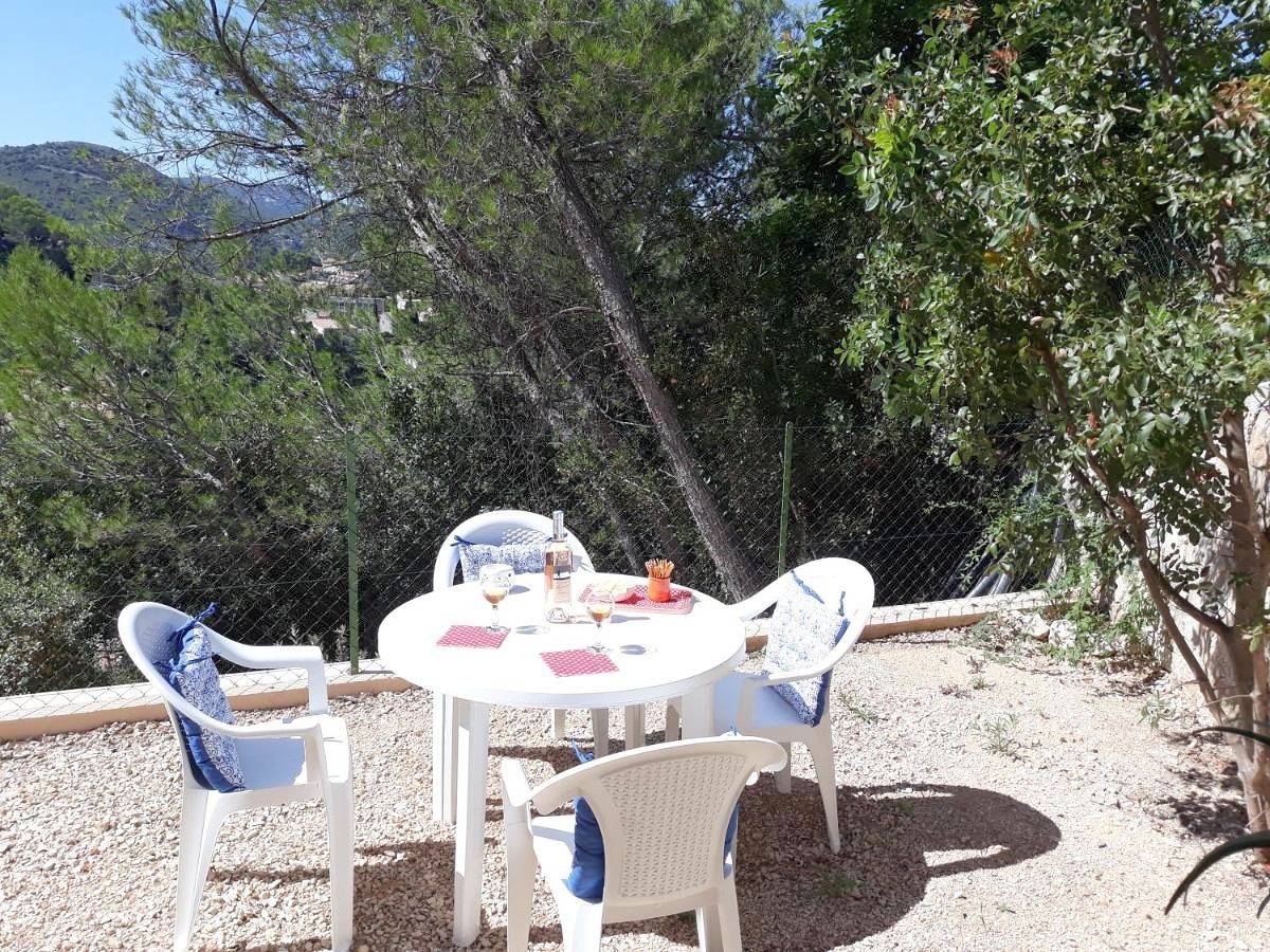 Two-Bedroom House in Peypin, Côte méditerranéenne (France)