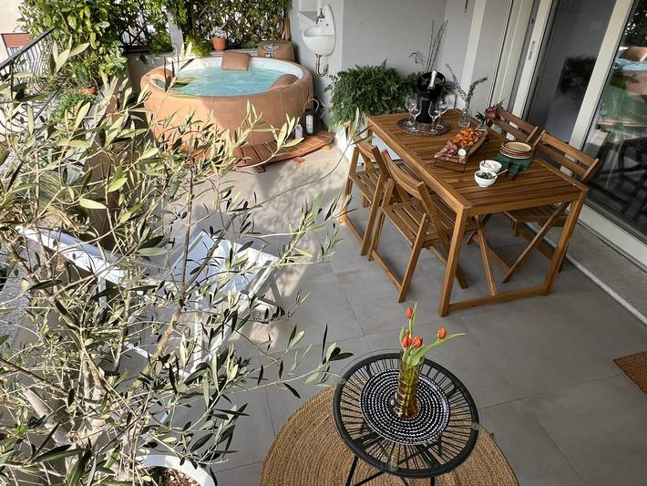 Ferienwohnung für 4 Personen, mit Terrasse und Whirlpool - 1