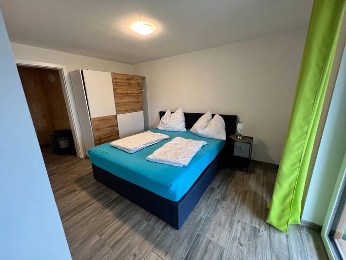 Ferienwohnung für 2 Personen, mit Balkon/Terrasse und Balkon sowie Garten und Seeblick am Ossiacher See