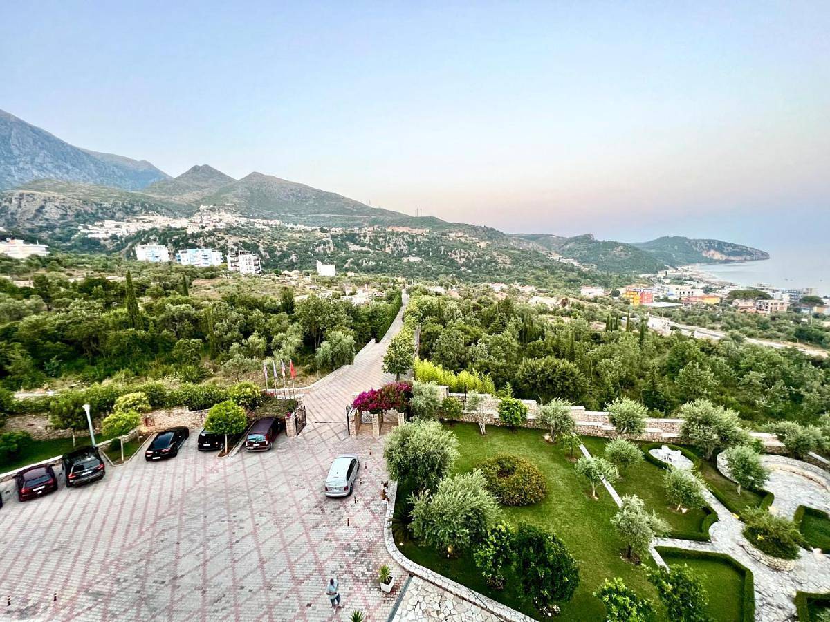 Elysium Hotel in Dhërmi, Himarë