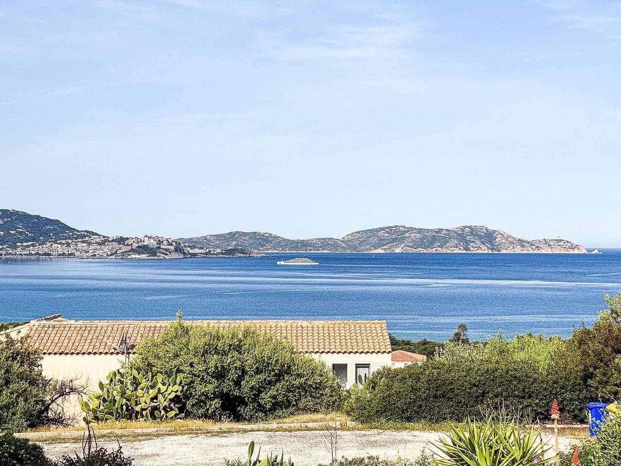 Ostrica in Lumio, Calvi e dintorni