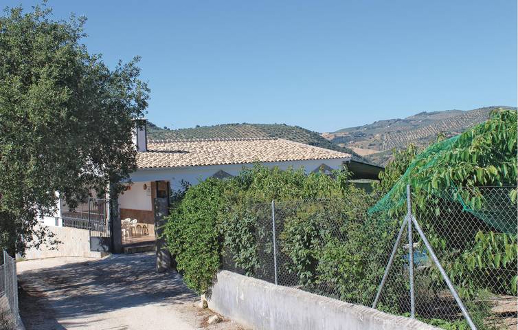 Apartamento con terraza junto a la piscina: ¡WiFi, parrilla y más! in Montefrío, Provincia de Granada
