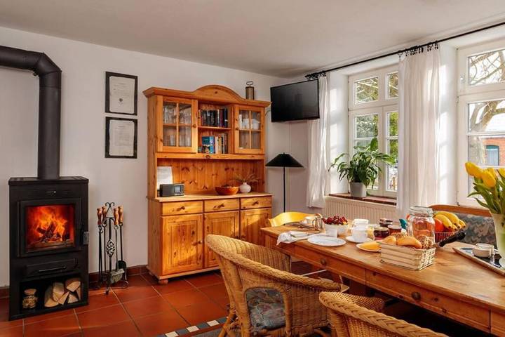 Ferienwohnung für 7 Personen, mit Terrasse und Garten sowie Sauna und Ausblick in Hohen Pritz