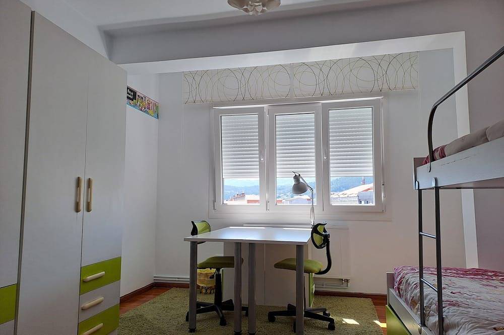 Entire apartment, Torre Plaza 4. A cozy apartment in Boiro, beaches and terraces. in Boiro, Rías Baixas