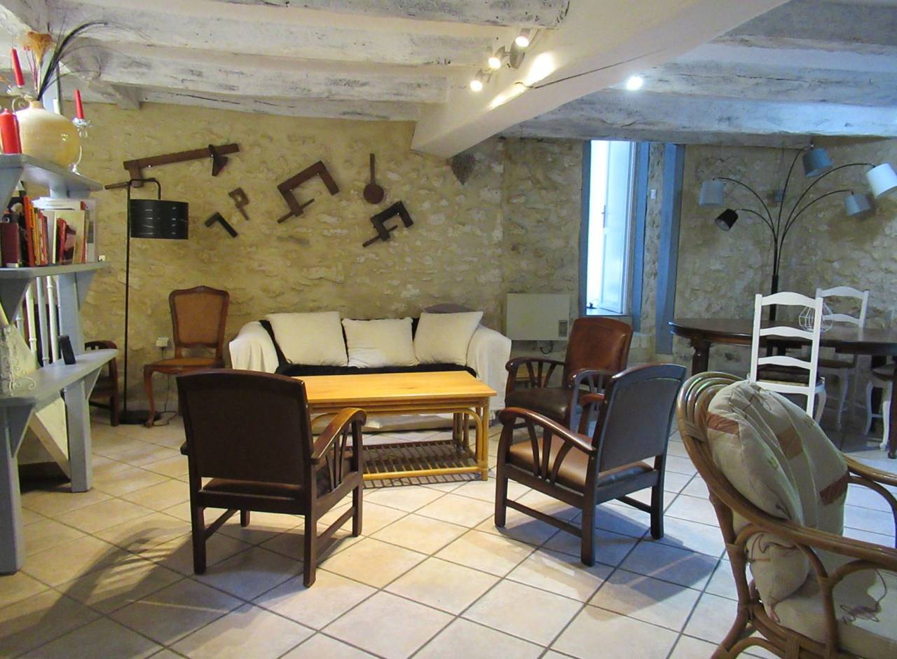 Maison avec piscine privée dans hameau in Lisle, Périgord Vert