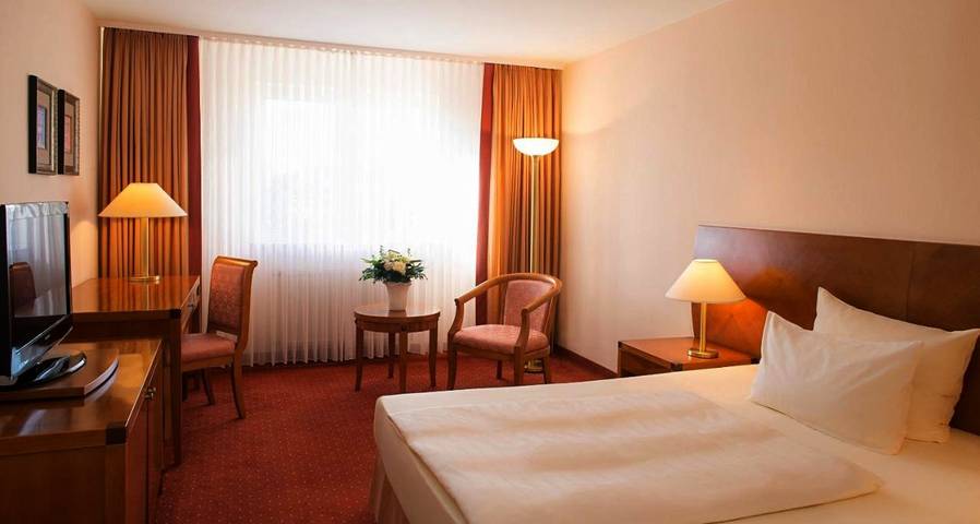 Hotel für 10 Personen, mit Terrasse und Sauna in Saarbrücken - 2