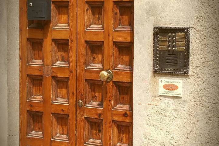 "Het appartement waarin u op zoek bent naar in het hart van San Gimignano" .... boek nu! in San Gimignano, Provincie Siena