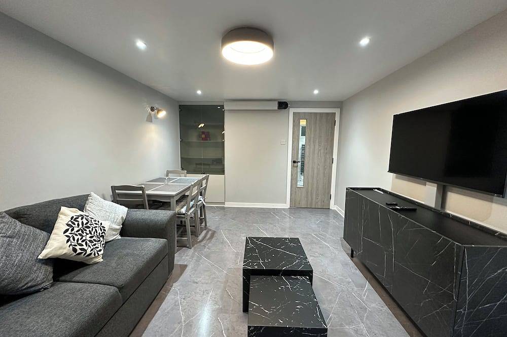 Apartamento entero, Modern, comfortable apartment close to transport networks and town centre in Heaton Chapel, Stockport