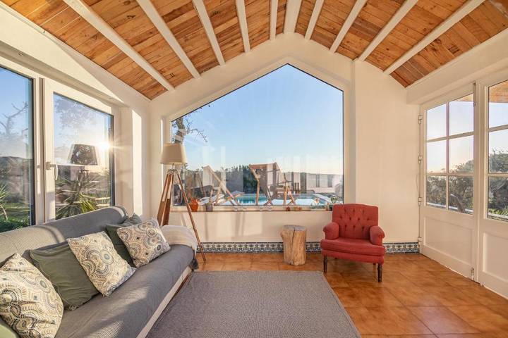 Location de vacances pour 4 personnes, avec piscine ainsi que jardin et vue, animaux acceptés à Melides