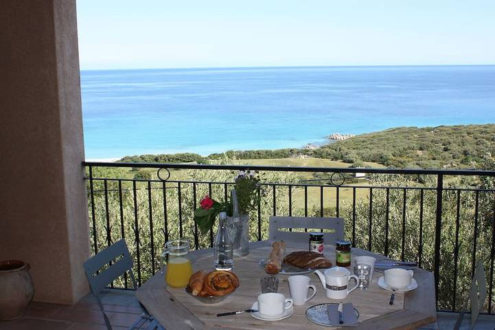 Villa pour 8 personnes, avec terrasse et jardin, animaux acceptés