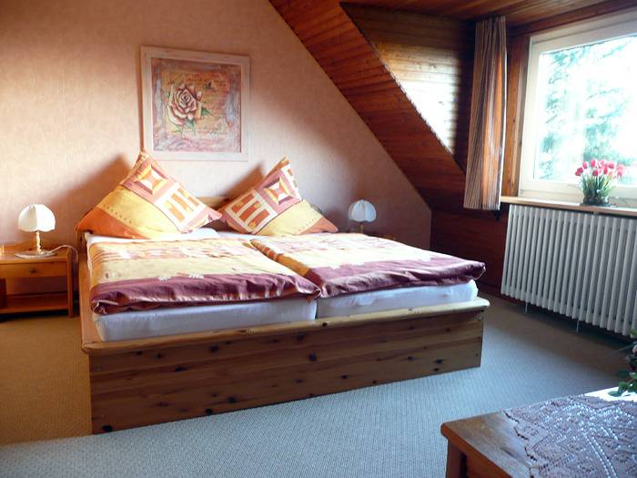 Ferienwohnung für 4 Personen, mit Balkon/Terrasse und Terrasse sowie Garten und Seeblick in der Husumer Bucht - 4