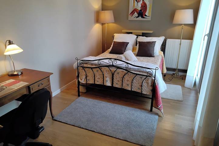 Luxushaus in der Nähe von Paris, Val d'Europe und Disneyland. Free Wifi & Frühstück in Noisiel, Seine-et-Marne