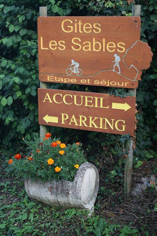 Gîte pour 4 personnes, avec jardin et terrasse dans l' Ain - 2