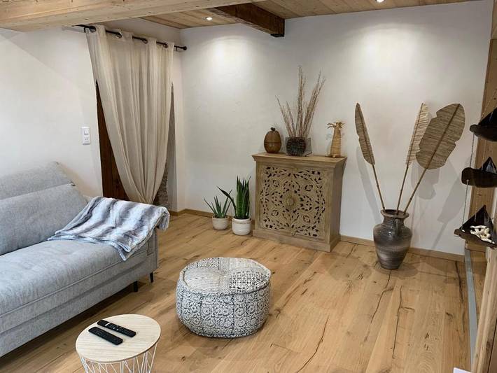 Gîte pour 6 personnes, avec jacuzzi et jardin à Liézey