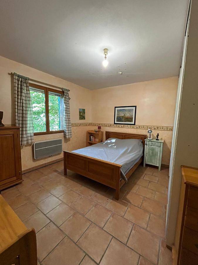 Location de vacances pour 8 personnes, avec terrasse à Cazes-Mondenard