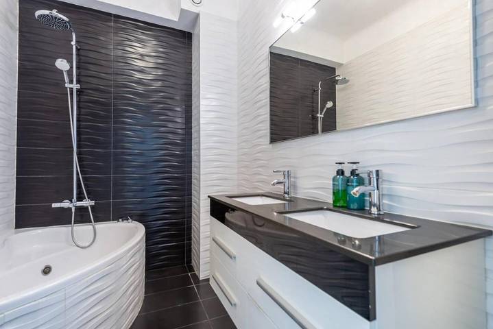 Gîte pour 4 personnes, avec vue et balcon dans Plage Carras Nice - 2