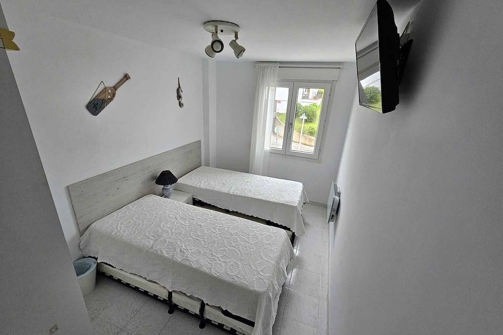 Entire apartment, Cozy, very comfortable, very close to the beach. in Miengo, Cantabrian Coast