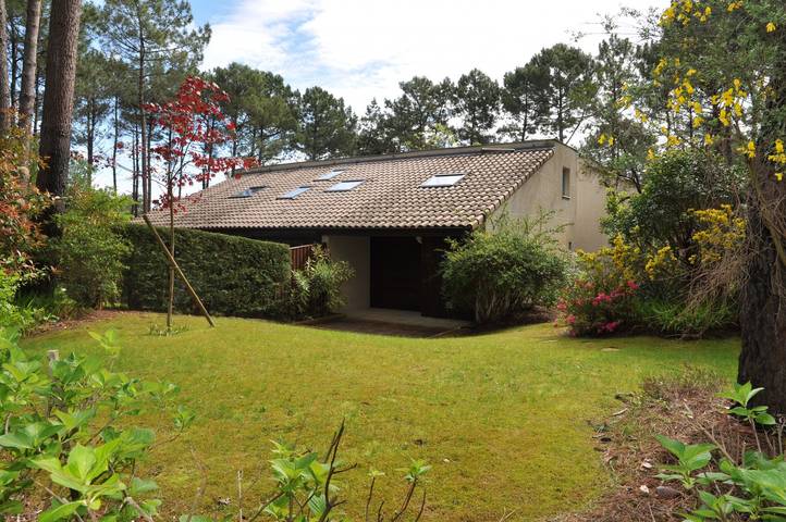 Location de vacances pour 4 personnes, avec jardin dans Lac de Lacanau