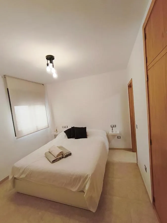 Holiday apartment for 4 people, with pool and view as well as balcony - 1
