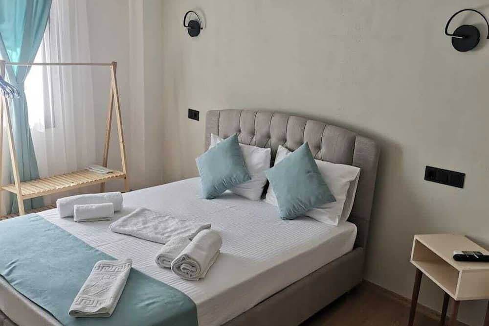 Ganze Wohnung, Işletmemiz 2 odalıiki odamızda banyo ve ilave yatak mevcut. in Provinz Izmir