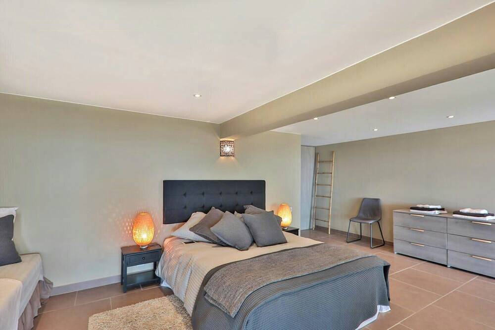 Mediterranean villa with French Riviera views in Cabris, Medelhavskusten (Frankrike)