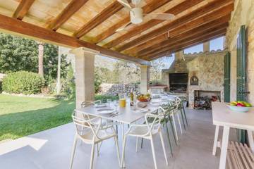 Villa in Pollença Stadt, Pollença für 10 