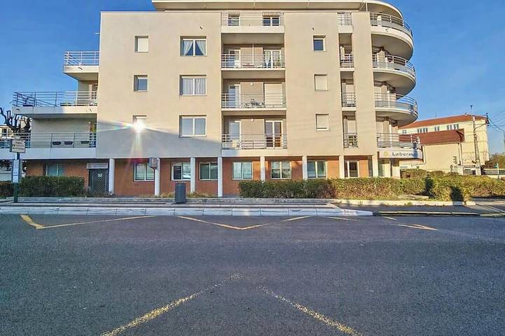 Apartamento entero, Perfect 1-bedroom apartment in charming Clermont Ferrand in Clermont-Ferrand, Parque Natural Regional Volcans d'Auvergne