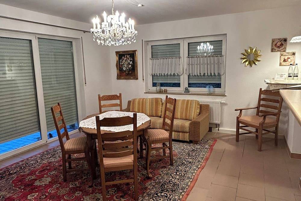 Ganze Wohnung, Nicoles Niedschlösschen in Rehlingen-Siersburg, Saargau