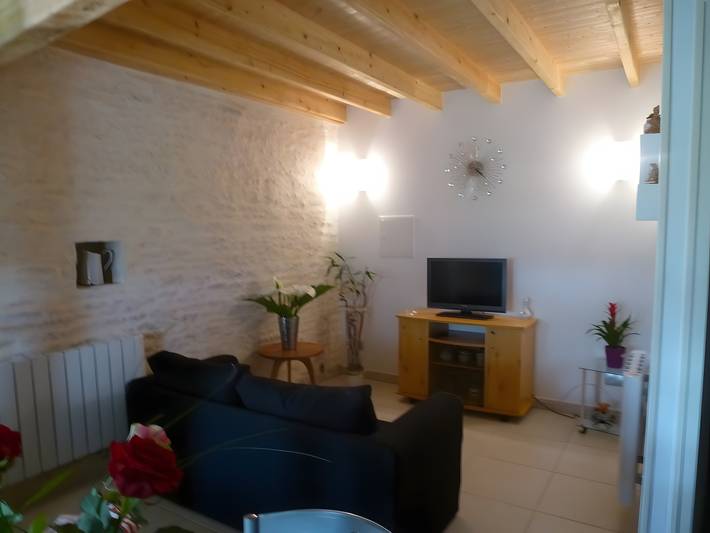 Location de vacances pour 2 personnes, avec jardin, animaux acceptés à Saint-Hilaire-la-Palud - 4