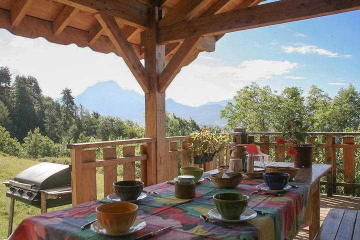 Casa de huéspedes para 13 personas, con terraza y jardín - 1
