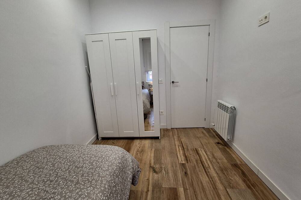 Entire apartment, 33A03 Apto para 4 pax en Langreo in Sama, Langreo