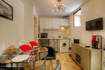 Casa De Huéspedes para 2 Personas en Alata, Córcega del Sur, Foto 2