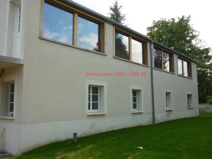 Gîte pour 2 personnes, avec piscine ainsi que jardin et vue, animaux acceptés à Arbonne-la-Forêt - 4