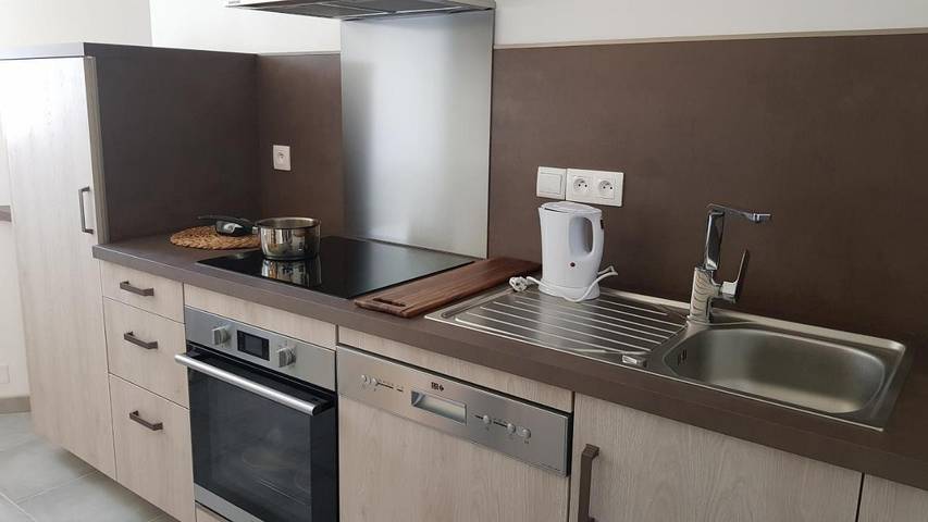 Location de vacances pour 5 personnes, avec vue à Saint-Boil - 2