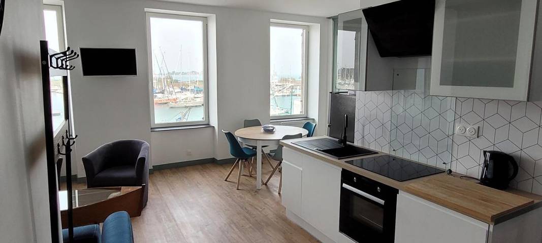 Gîte pour 4 personnes, avec vue dans Port de Saint-Vaast la Hougue - 4