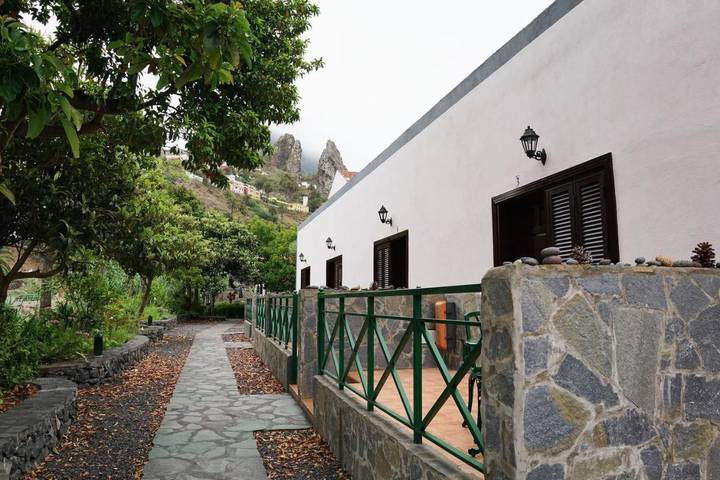 Casa rural para 2 personas, con vistas y jardín en Hermigua - 4