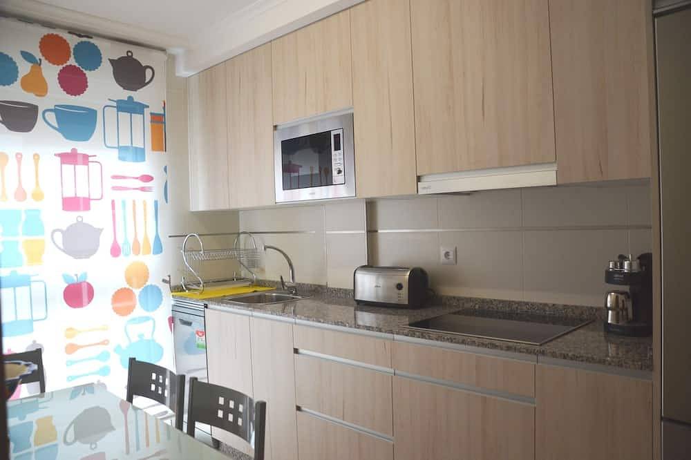 Entire apartment, Beach and promenade in sight in Burela, Galician Coast