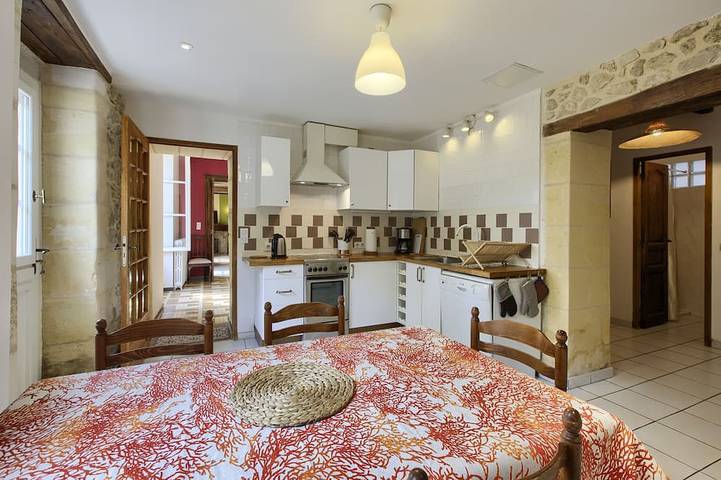 Location de vacances pour 6 personnes, avec piscine et jardin à Saint-Caprais-de-Bordeaux - 3
