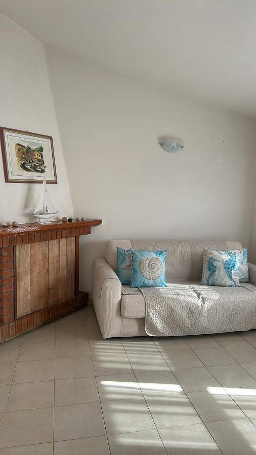 Appartamento per 4 persone, con panorama e balcone in Golfo Aranci