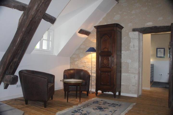 Location de vacances pour 12 personnes, avec piscine ainsi que vue et jardin à Montcaret - 4